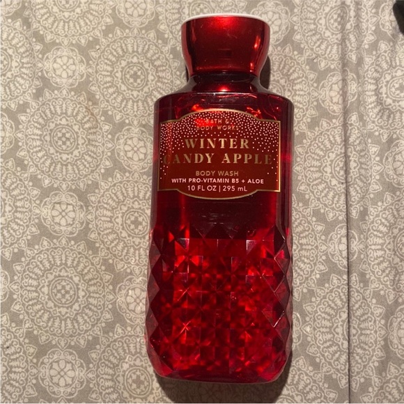 WINTER CANDY APPLE BODY WASH - Picture 2 of 3
